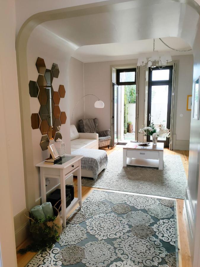 Porto Unique - Apartment With Private Patio Exterior foto